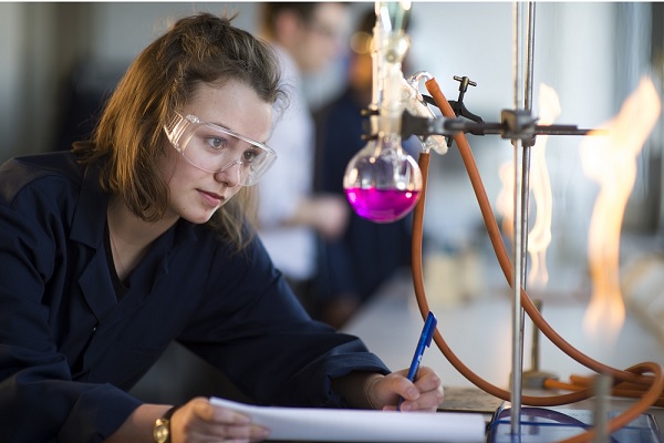 header1.jpg header1.jpg